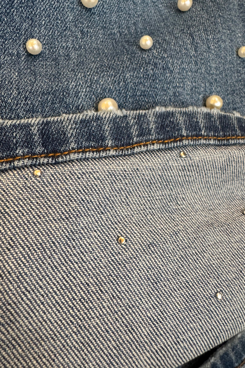 DENIM & PEARLS CROP JEAN